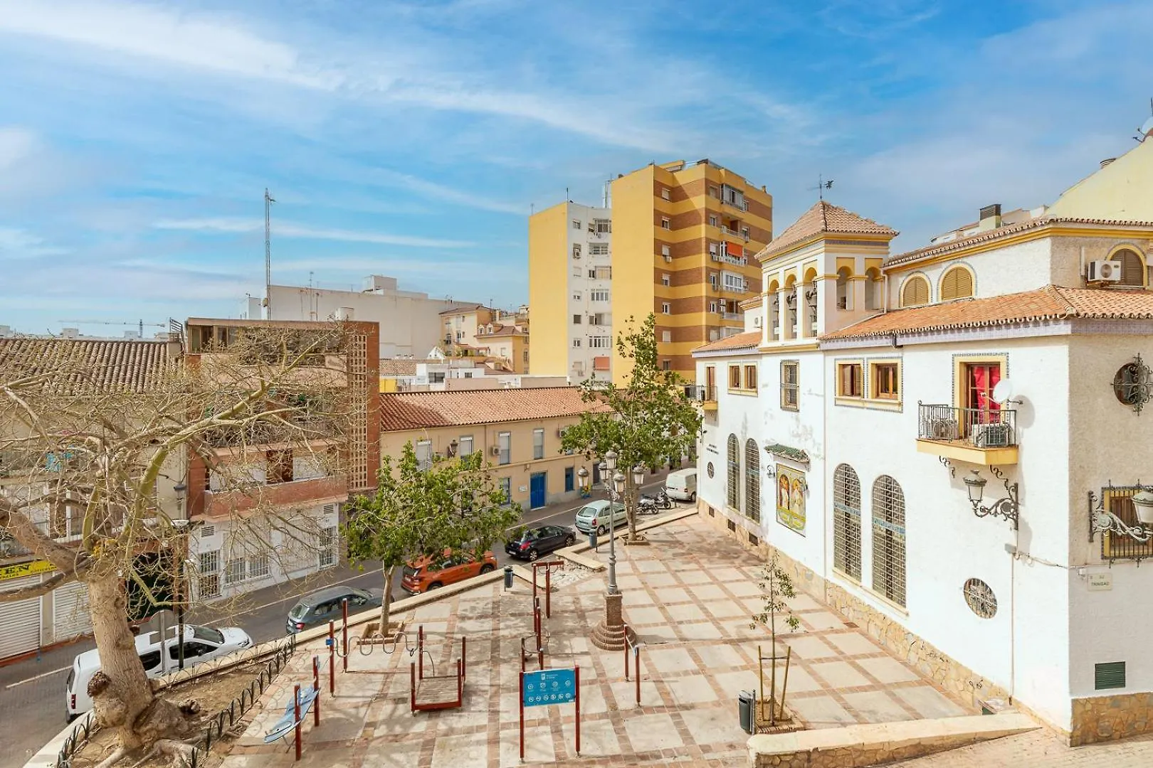 Piso Amplio Cerca Del Centro De Malaga Capital Apartamento